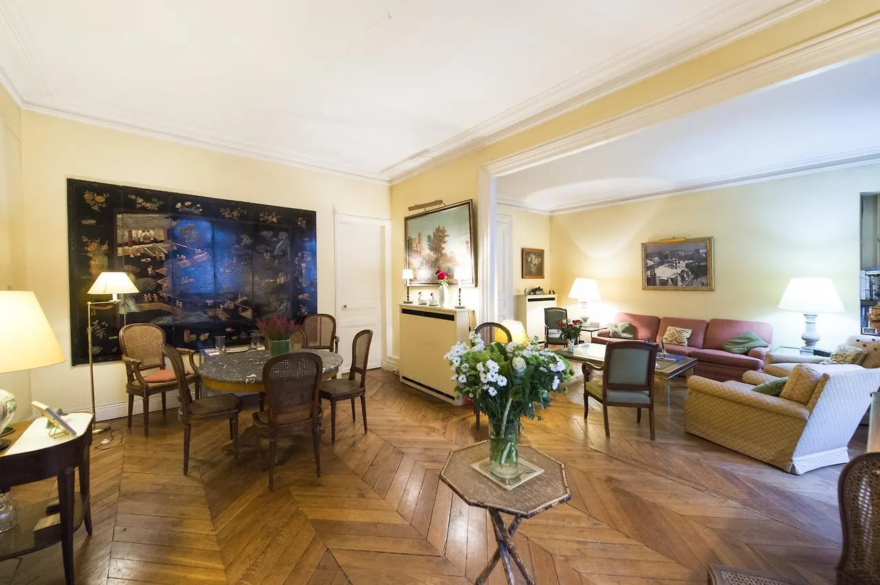 Veeve - Charming Bonaparte Apartamento *